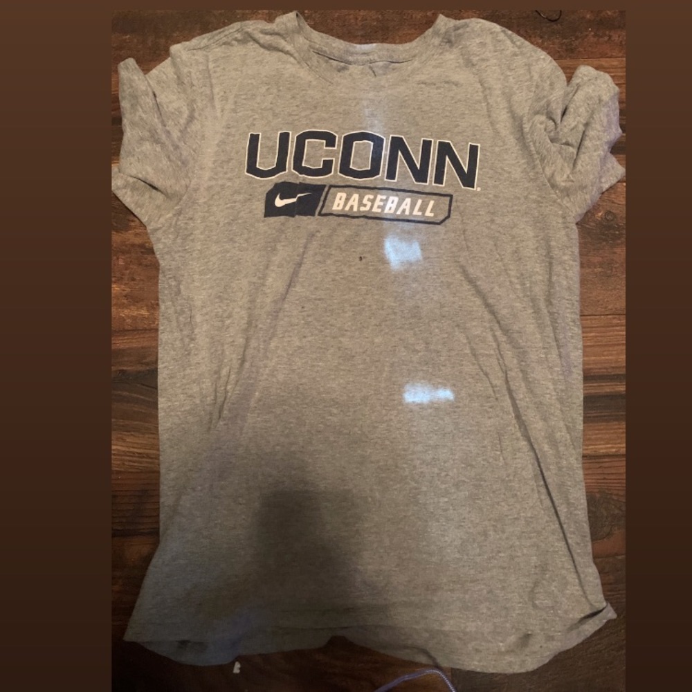 Nike UCONN baseball Tshirt